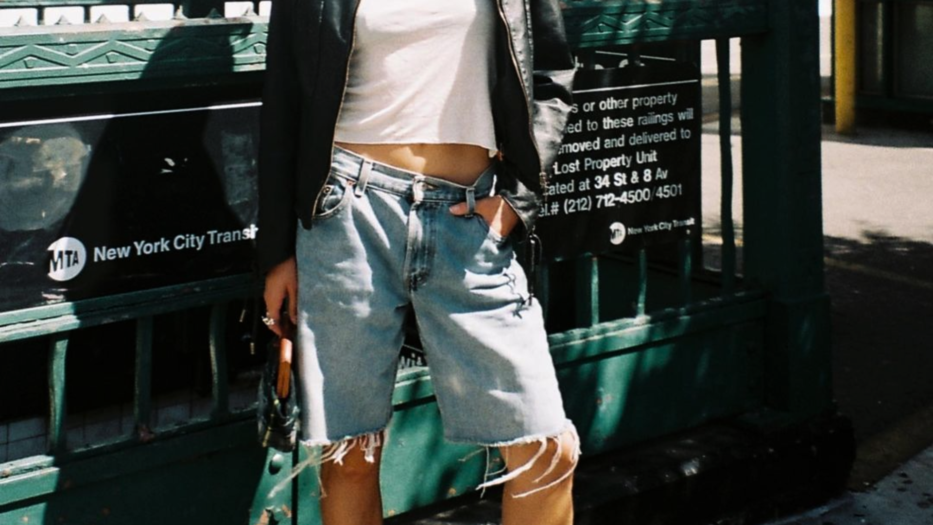 Início 14 Look short jeans: 7 dicas de como usar a peça chave no verão 26