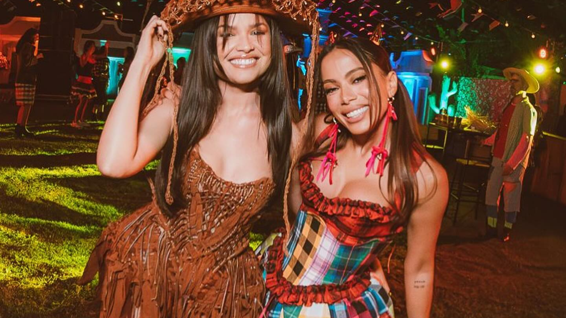 Início 1 Look São João 2026: guia completo para arrasar no arraiá